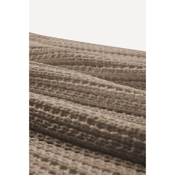 Azura Exchange  Hollowed Knit V Neck Tank Top - Picture 3 of 8